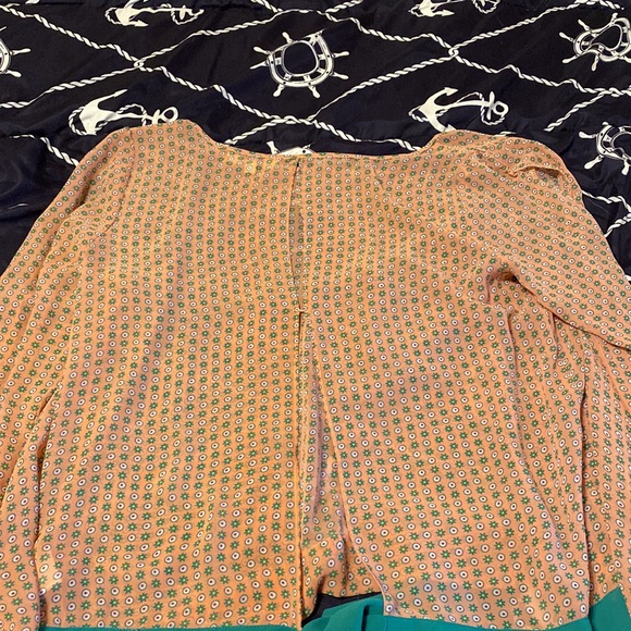 Umgee open back with tie front sheet top - Picture 2 of 2